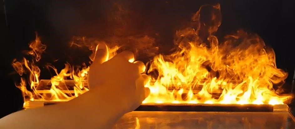 Smart Fireplace News: Ethanol Burner Insert & 3D Water Vapor Fireplace