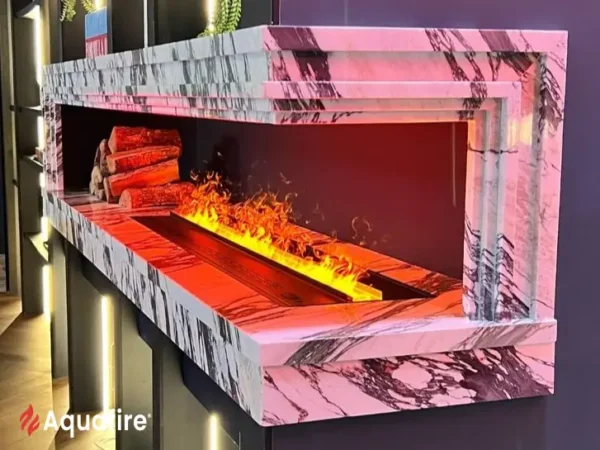 Cheminée design avec flammes à vapeur d’eau – Gamme Prestige Aquafire dans un intérieur moderne – AFIRE
